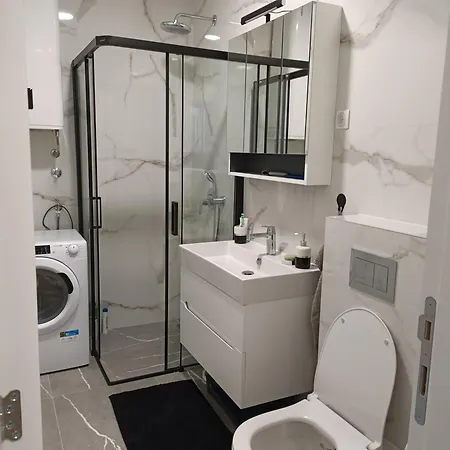 Apartament Charlie *